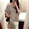 慵懒斜肩针织短袖上衣